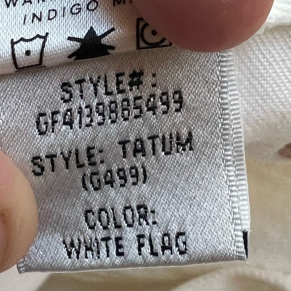 GRLFRND Tatum Button Fly Mid Rise Raw Hem White Denim Ankle Jeans- Size 26 - Picture 15 of 16